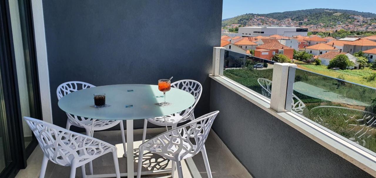 Apartments Elite Трогир Экстерьер фото
