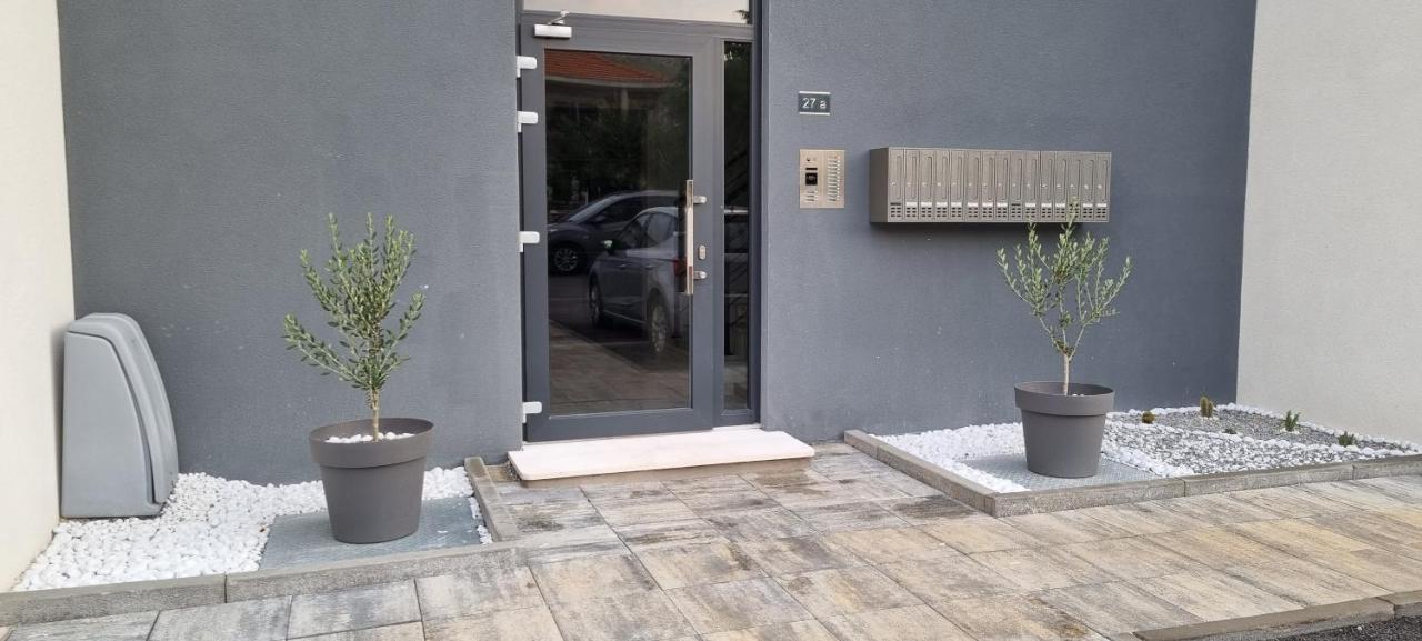 Apartments Elite Трогир Экстерьер фото