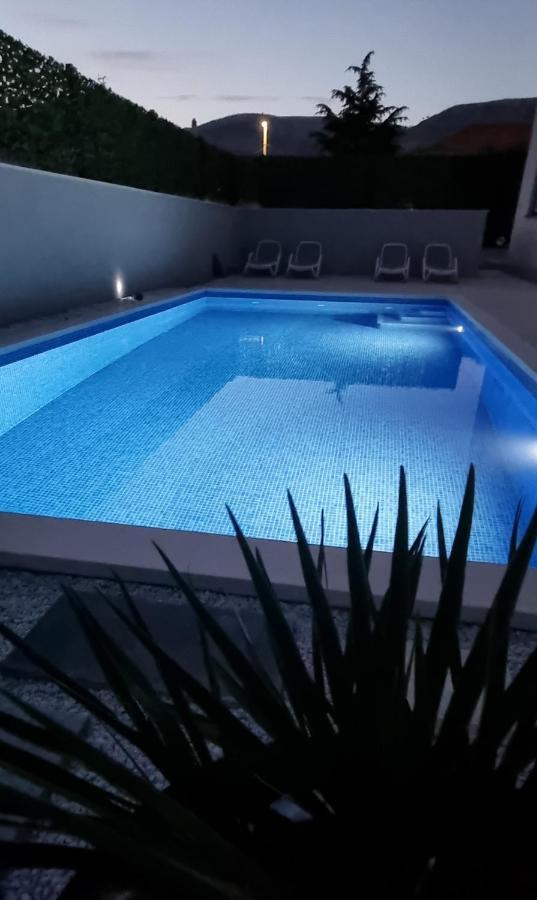 Apartments Elite Трогир Экстерьер фото